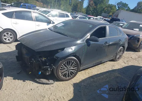 2023 Kia Forte Gt-Line z USA, uszkodzony, nr VIN 3KPF54AD5PE544466